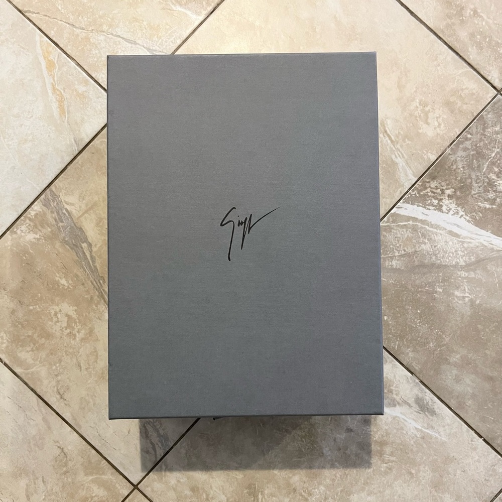GIUSEPPE ZANOTTI SHOE BOX